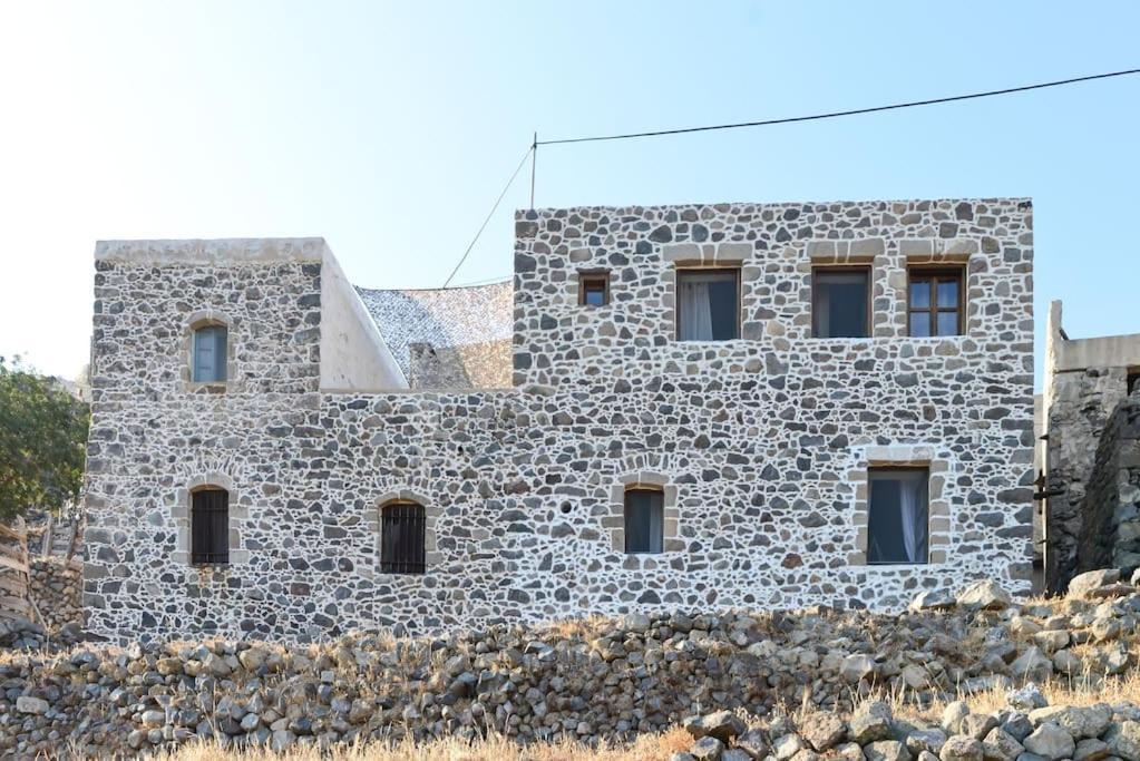 Volcano View Nisyros Emporeiós Exteriör bild